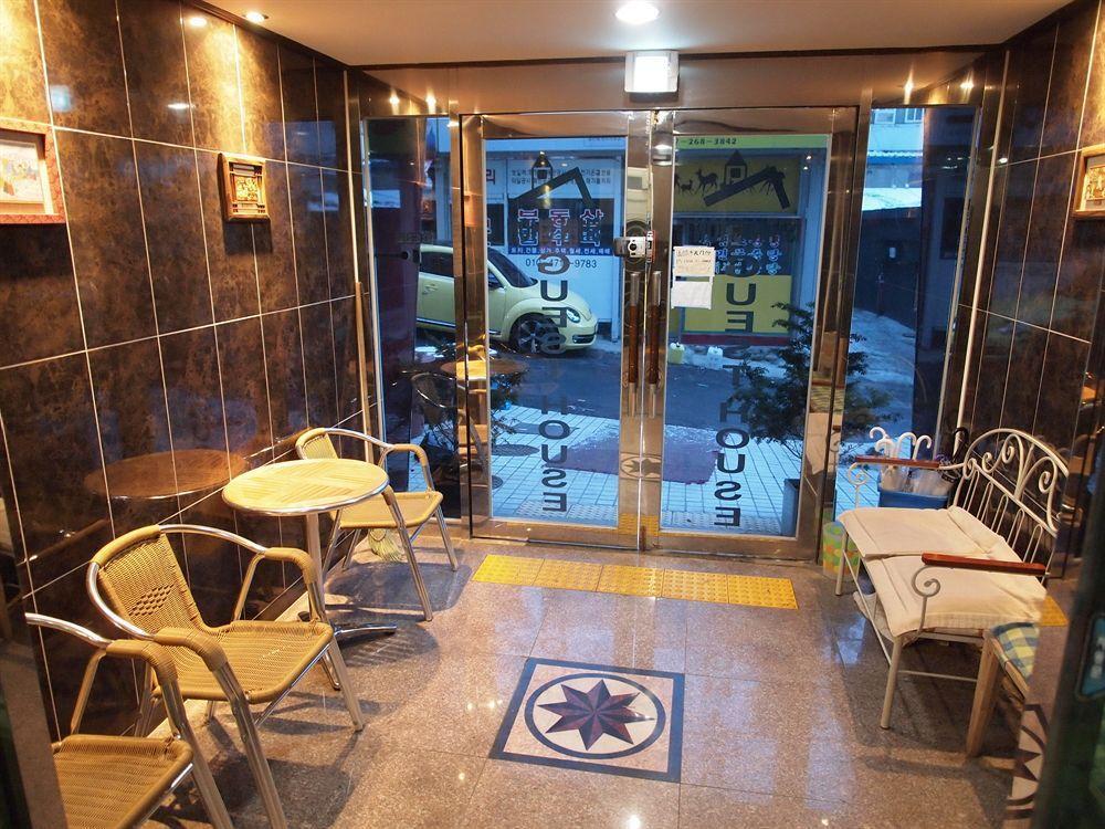 Shinchon Guest House Сеул Екстериор снимка